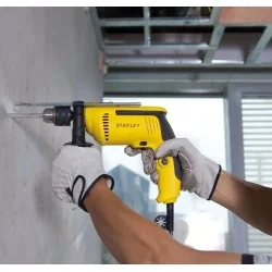 TALADRO PERCUSION 1/2" 700W SDH700K STANLEY